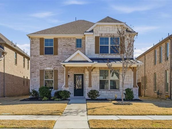 1236 Milfoil Drive, Justin, TX 76247