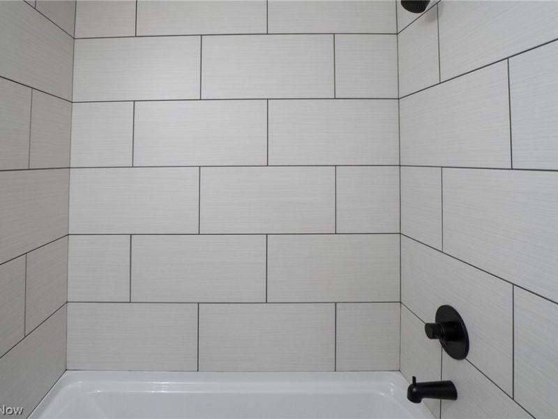 1038 Dell Circle NW, North Canton, OH 44720 Photo 23