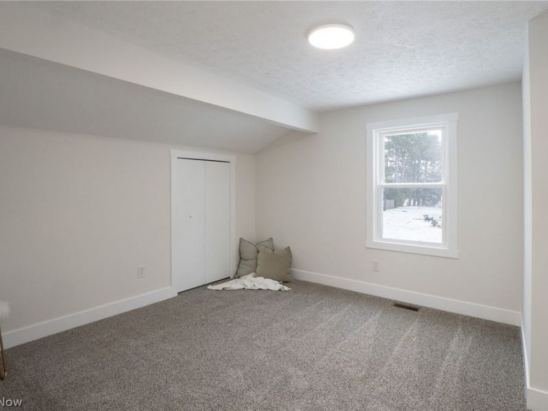 1038 Dell Circle NW, North Canton, OH 44720 Photo 24