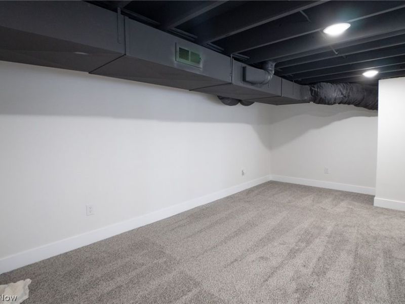 1038 Dell Circle NW, North Canton, OH 44720 Photo 36