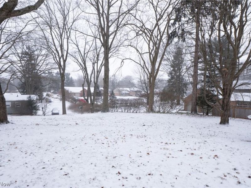 1038 Dell Circle NW, North Canton, OH 44720 Photo 40