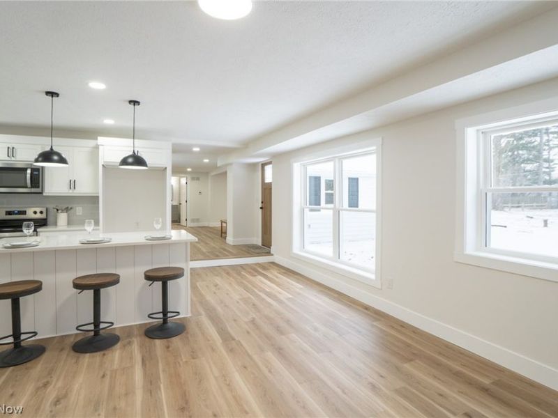 1038 Dell Circle NW, North Canton, OH 44720 Photo 8