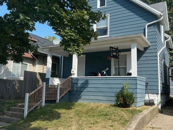 1530 New York Avenue, Lansing, MI 48906