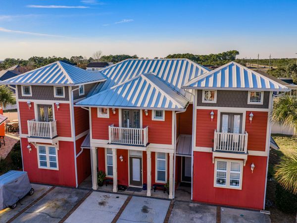 100 Downing Street, Unit 10, Panama City Beach, FL 32413
