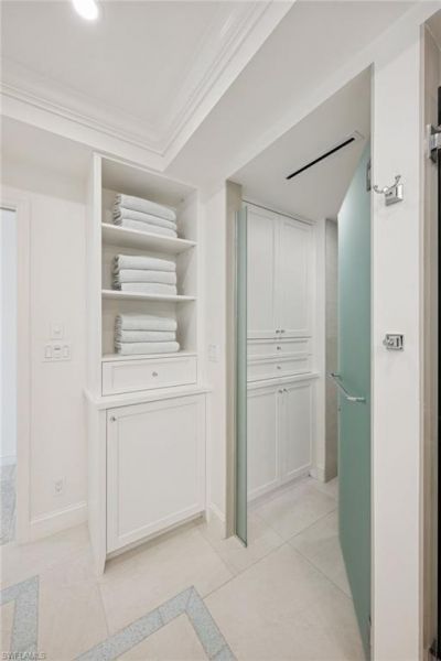 4051 Gulf Shore Blvd N, Unit 405, Naples, FL 34103 Photo