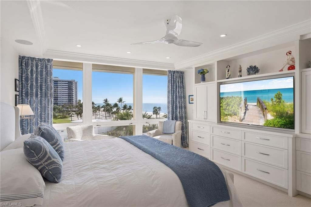 4051 Gulf Shore Blvd N, Unit 405, Naples, FL 34103 Photo