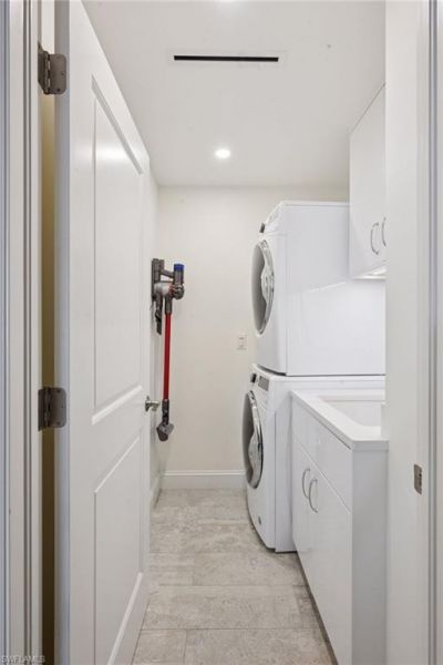 4051 Gulf Shore Blvd N, Unit 405, Naples, FL 34103 Photo