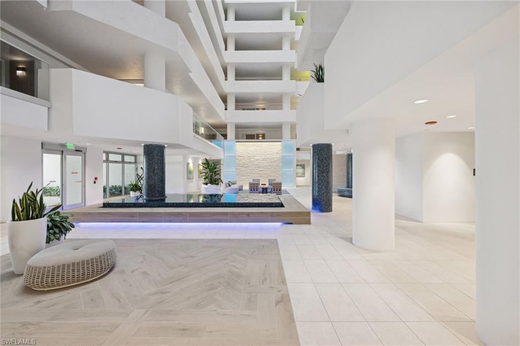 4051 Gulf Shore Blvd N, Unit 405, Naples, FL 34103 Photo