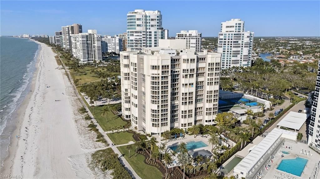 4051 Gulf Shore Blvd N, Unit 405, Naples, FL 34103 Photo