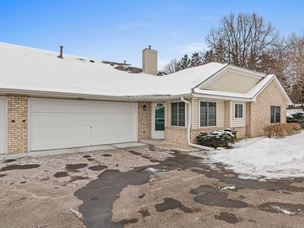 4405 Bay Lane, White Bear Lake, MN 55110