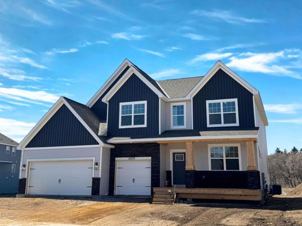 13375 Applewood Trail, Rosemount, MN 55068