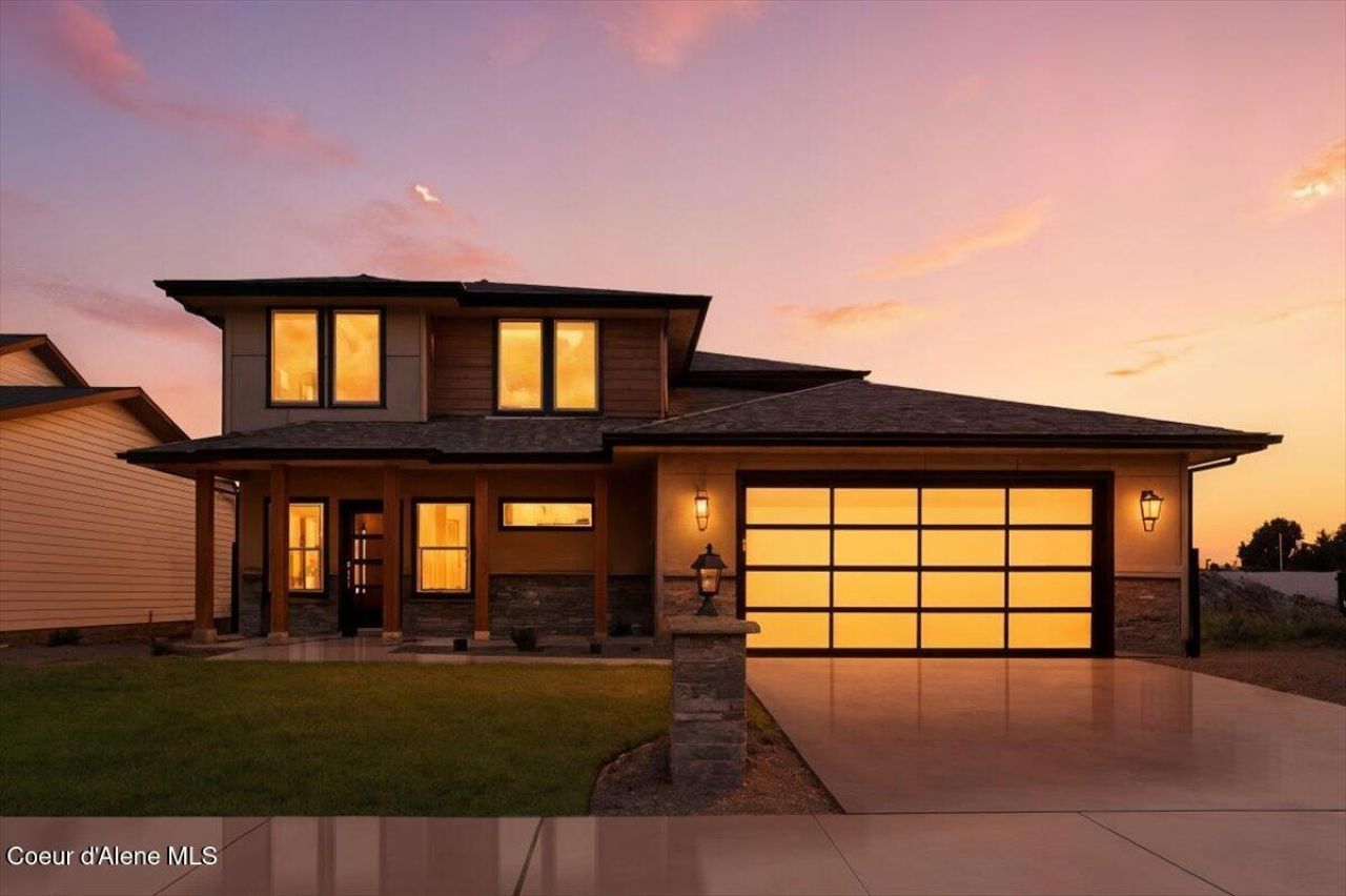 2613 E Salvation Ct, Post Falls, ID 83854 Main Photo