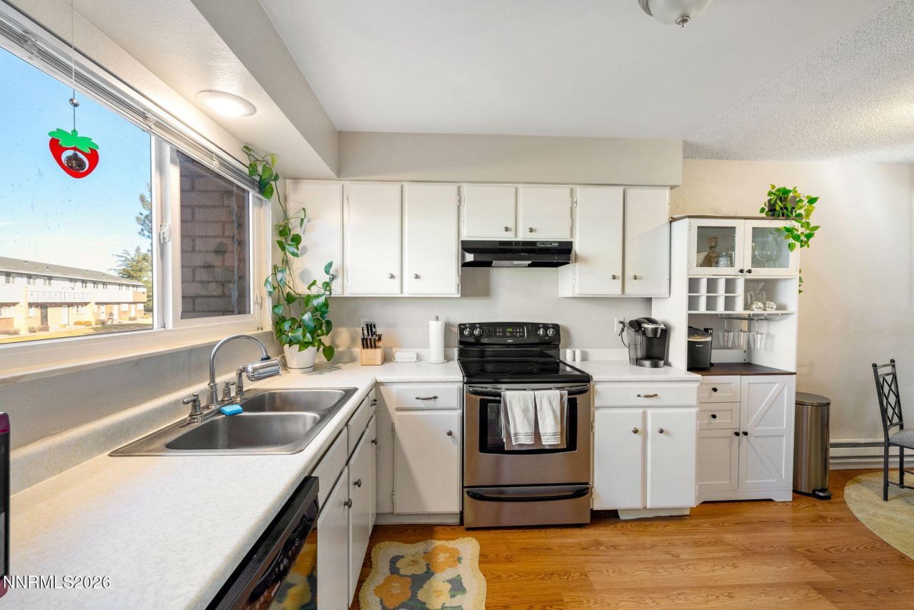 625 Smithridge Park, Reno, NV 89502 Photo