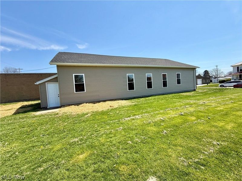 118 E Russell Avenue, West Lafayette, OH 43845 Photo 5