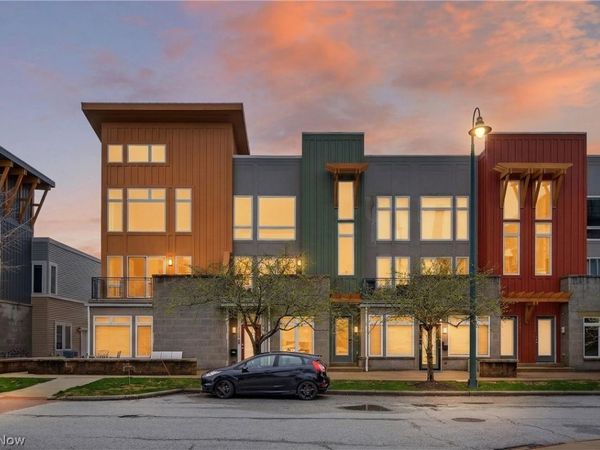 7429 Battery Park Boulevard, Unit H-7429, Cleveland, OH 44102
