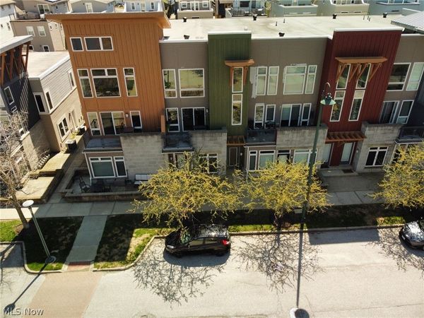 7429 Battery Park Boulevard, Unit H-7429, Cleveland, OH 44102