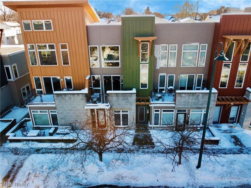 7429 Battery Park Boulevard, Unit H-7429, Cleveland, OH 44102 Photo 1