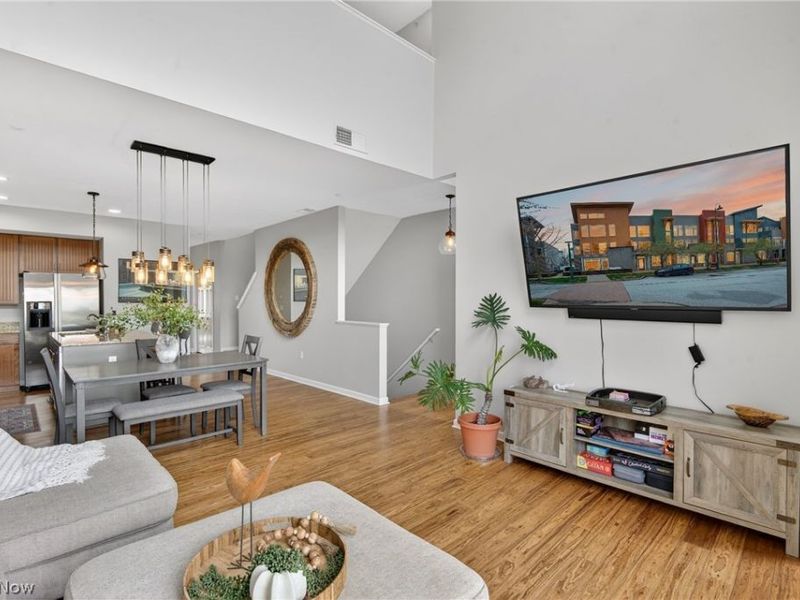 7429 Battery Park Boulevard, Unit H-7429, Cleveland, OH 44102 Photo 10