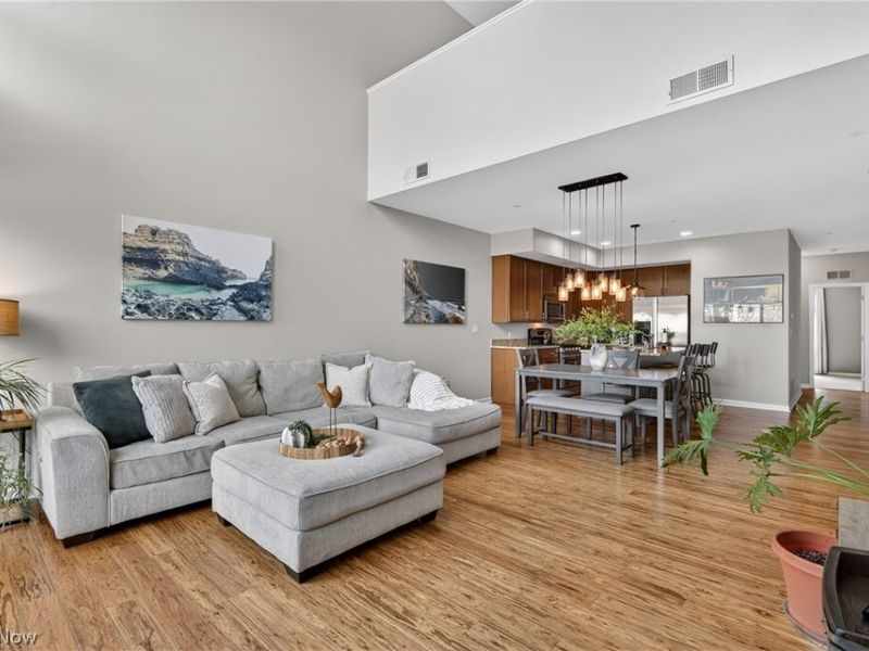 7429 Battery Park Boulevard, Unit H-7429, Cleveland, OH 44102 Photo 10