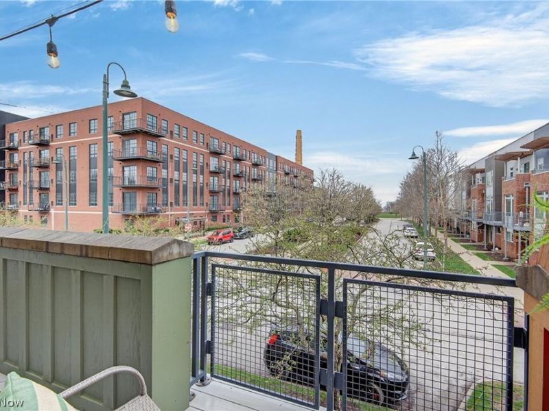 7429 Battery Park Boulevard, Unit H-7429, Cleveland, OH 44102 Photo 12