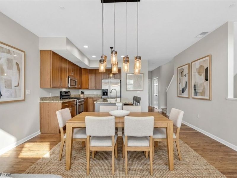 7429 Battery Park Boulevard, Unit H-7429, Cleveland, OH 44102 Photo 12