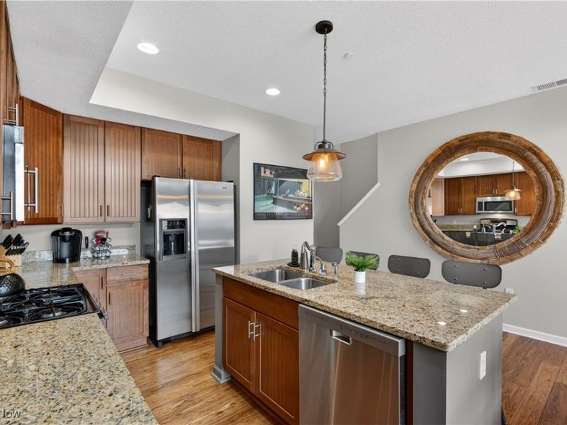 7429 Battery Park Boulevard, Unit H-7429, Cleveland, OH 44102 Photo 14