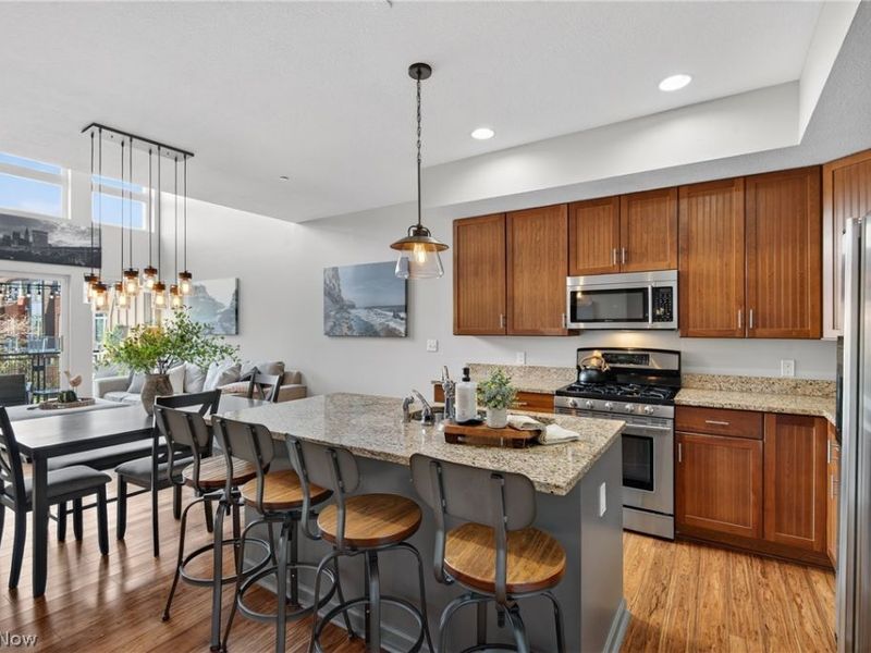 7429 Battery Park Boulevard, Unit H-7429, Cleveland, OH 44102 Photo 20