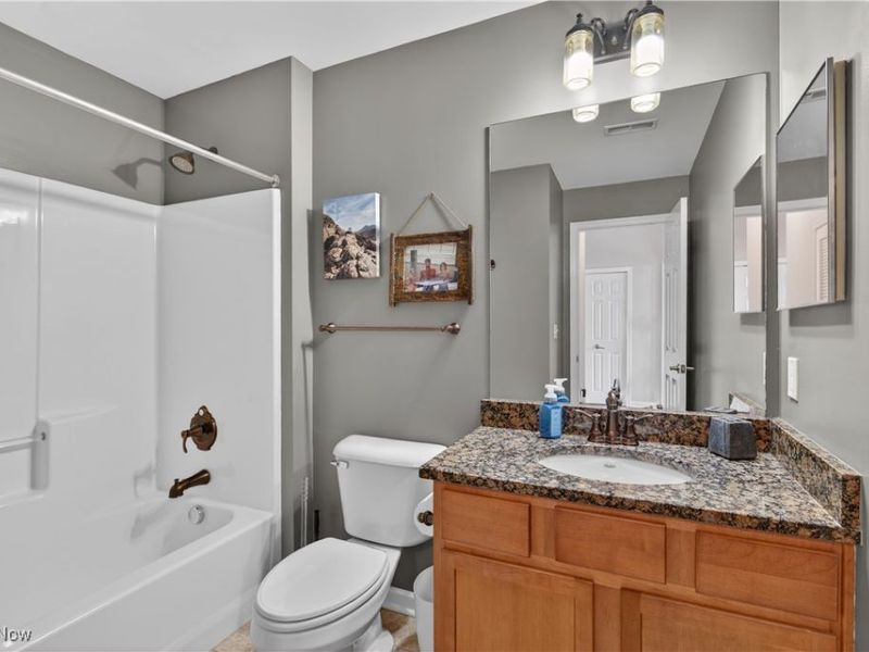 7429 Battery Park Boulevard, Unit H-7429, Cleveland, OH 44102 Photo 21