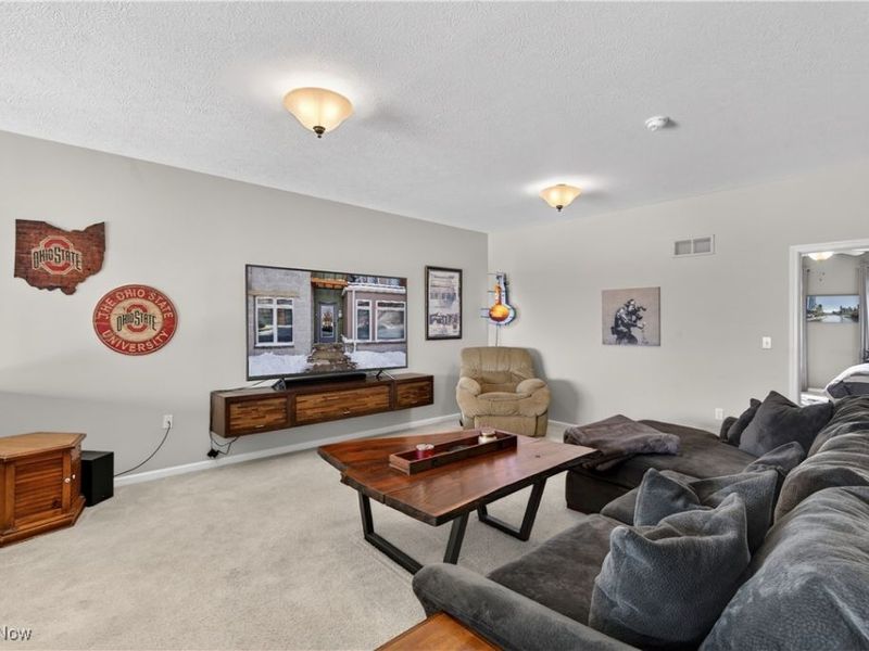 7429 Battery Park Boulevard, Unit H-7429, Cleveland, OH 44102 Photo 23