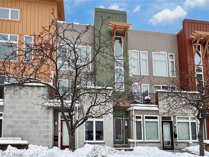 7429 Battery Park Boulevard, Unit H-7429, Cleveland, OH 44102 Photo 3