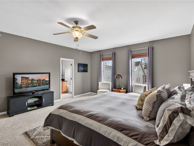 7429 Battery Park Boulevard, Unit H-7429, Cleveland, OH 44102 Photo 32