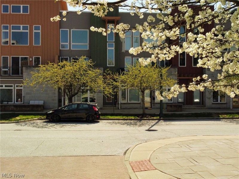 7429 Battery Park Boulevard, Unit H-7429, Cleveland, OH 44102 Photo 38