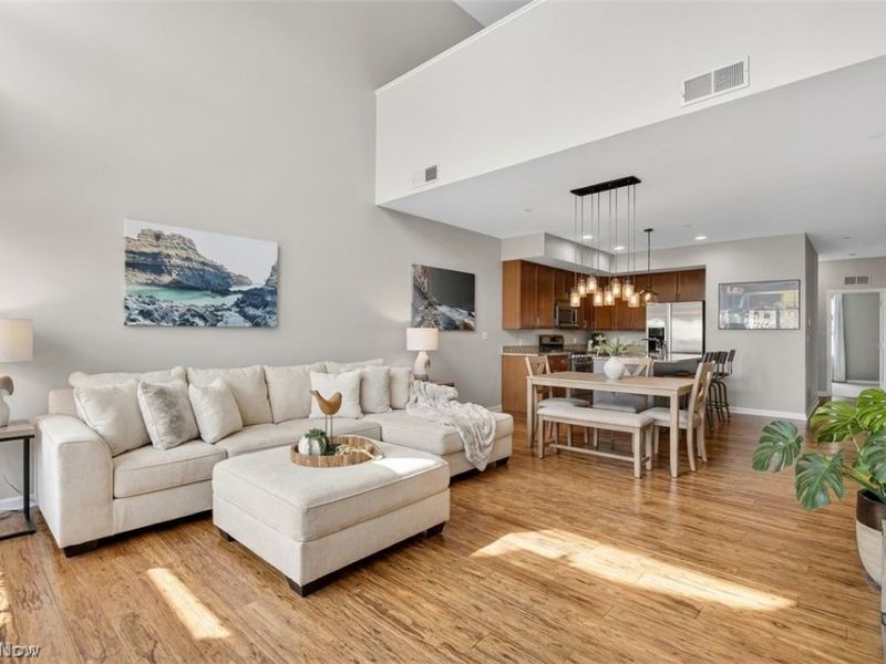 7429 Battery Park Boulevard, Unit H-7429, Cleveland, OH 44102 Photo 7