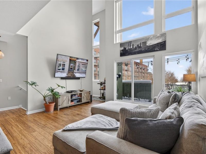 7429 Battery Park Boulevard, Unit H-7429, Cleveland, OH 44102 Photo 8