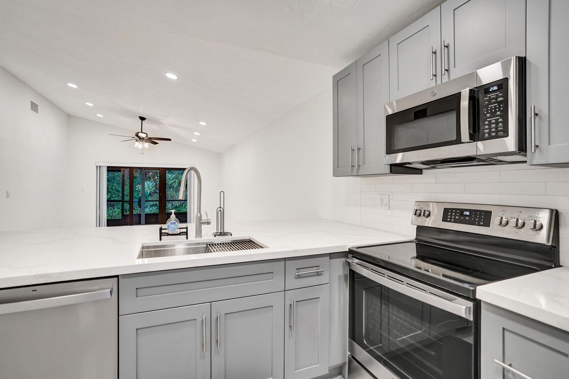 3817 Arelia Drive S, Delray Beach, FL 33445 Photo