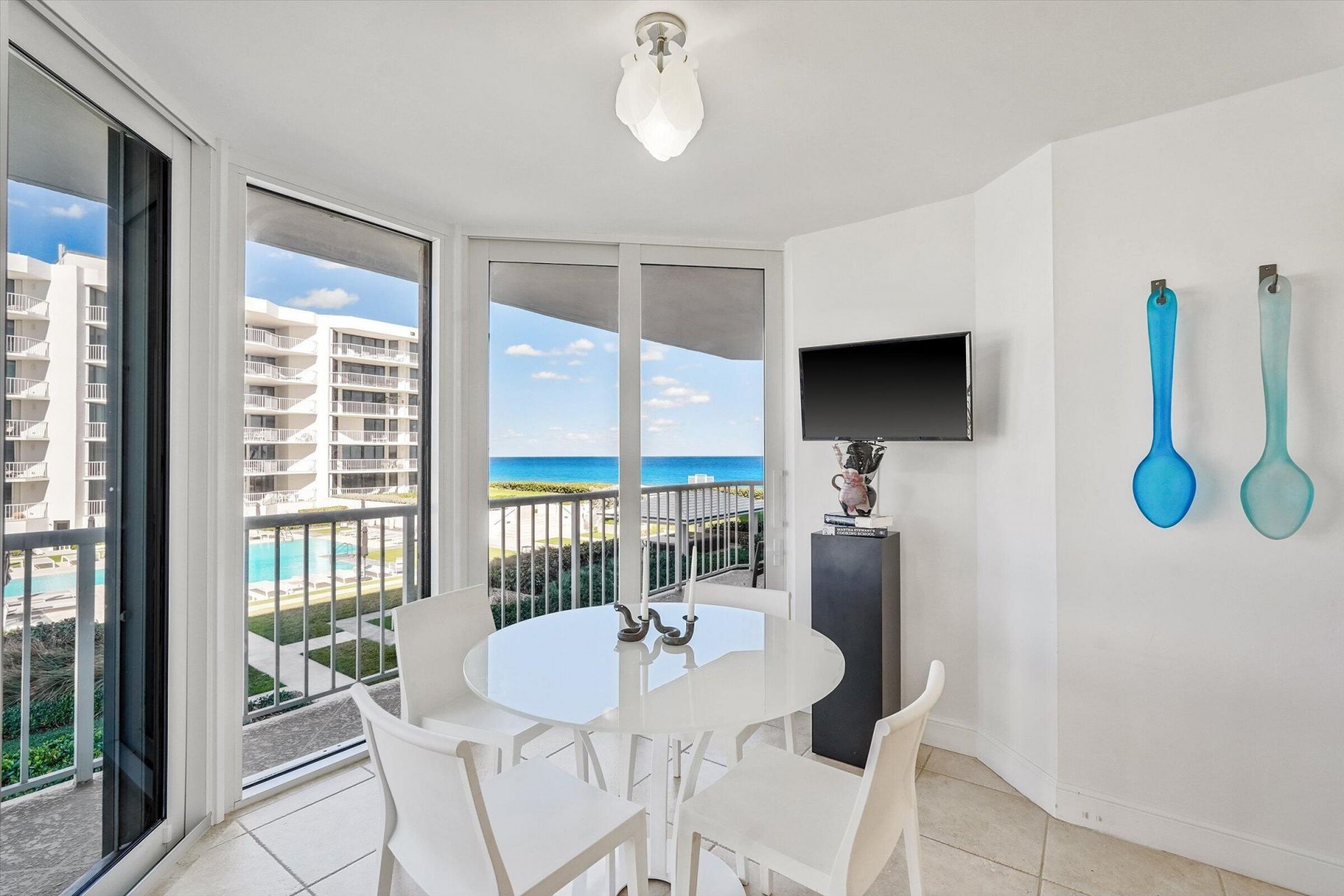 3170 S Ocean Boulevard S, Unit S305, Palm Beach, FL 33480 Photo