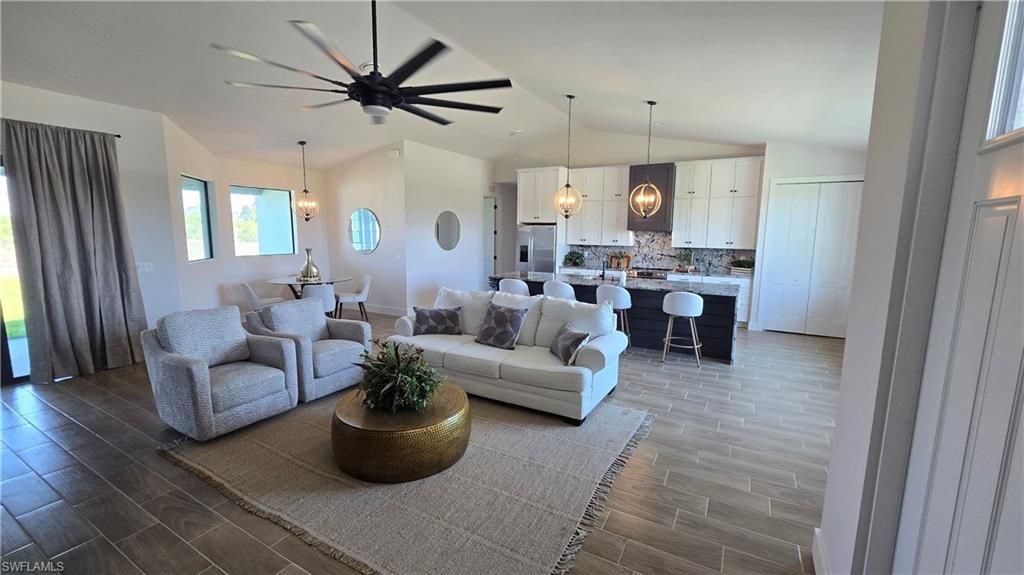 385 Paulcrest Ave, Lehigh Acres, FL 33974 Photo