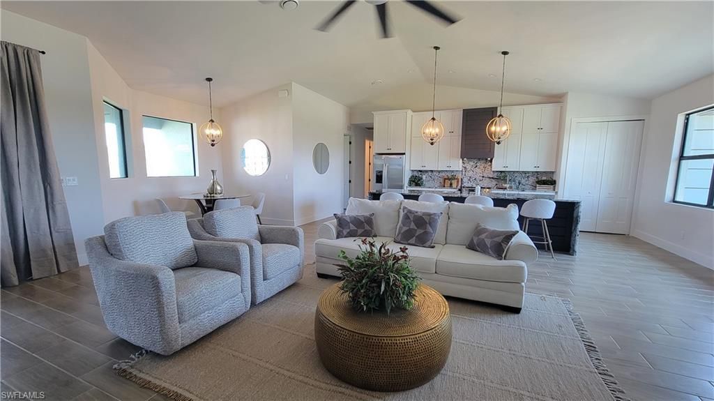 385 Paulcrest Ave, Lehigh Acres, FL 33974 Photo