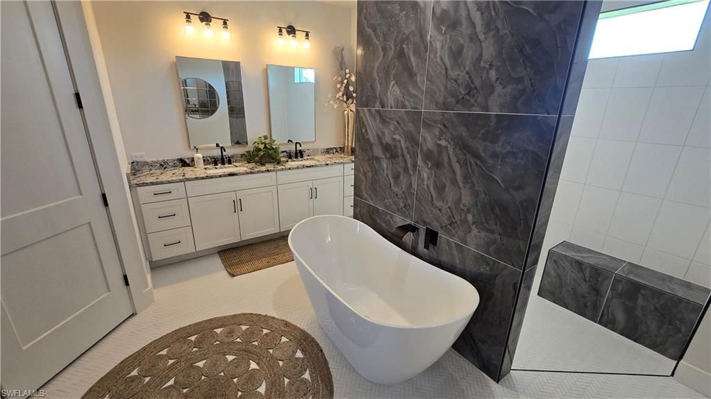 385 Paulcrest Ave, Lehigh Acres, FL 33974 Photo