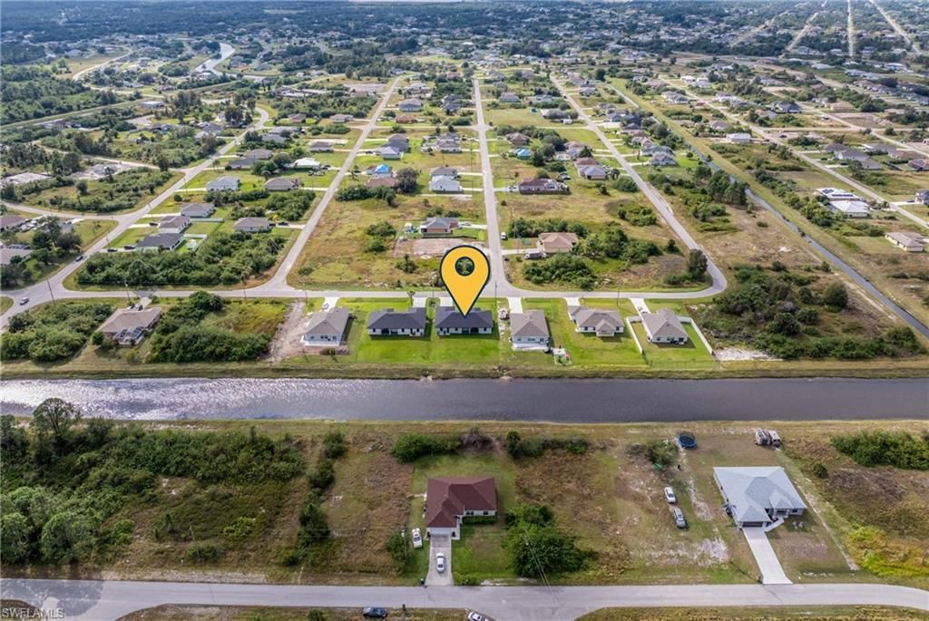 385 Paulcrest Ave, Lehigh Acres, FL 33974 Photo