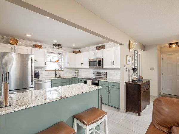 2411 N Bronze Tree Drive, Fayetteville, AR 72703