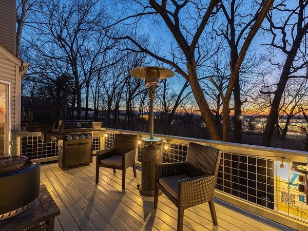 2411 N Bronze Tree Drive, Fayetteville, AR 72703