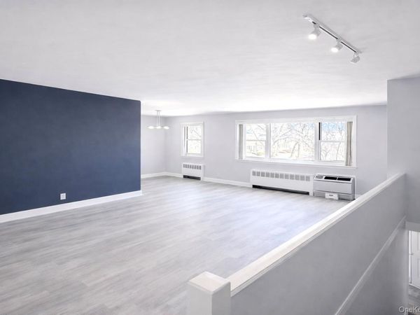 6758 152 Street, Unit B, Flushing, NY 11367