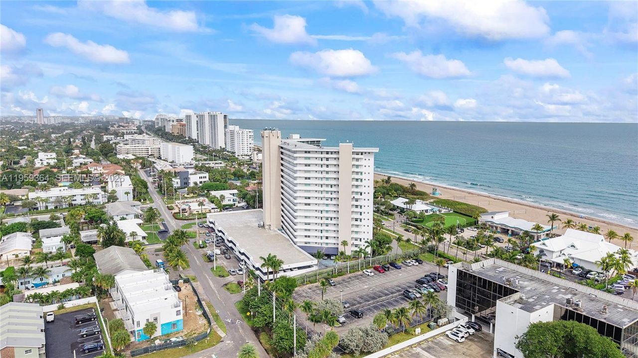 333 NE 21st Ave, Unit 608, Deerfield Beach, FL 33441 Photo