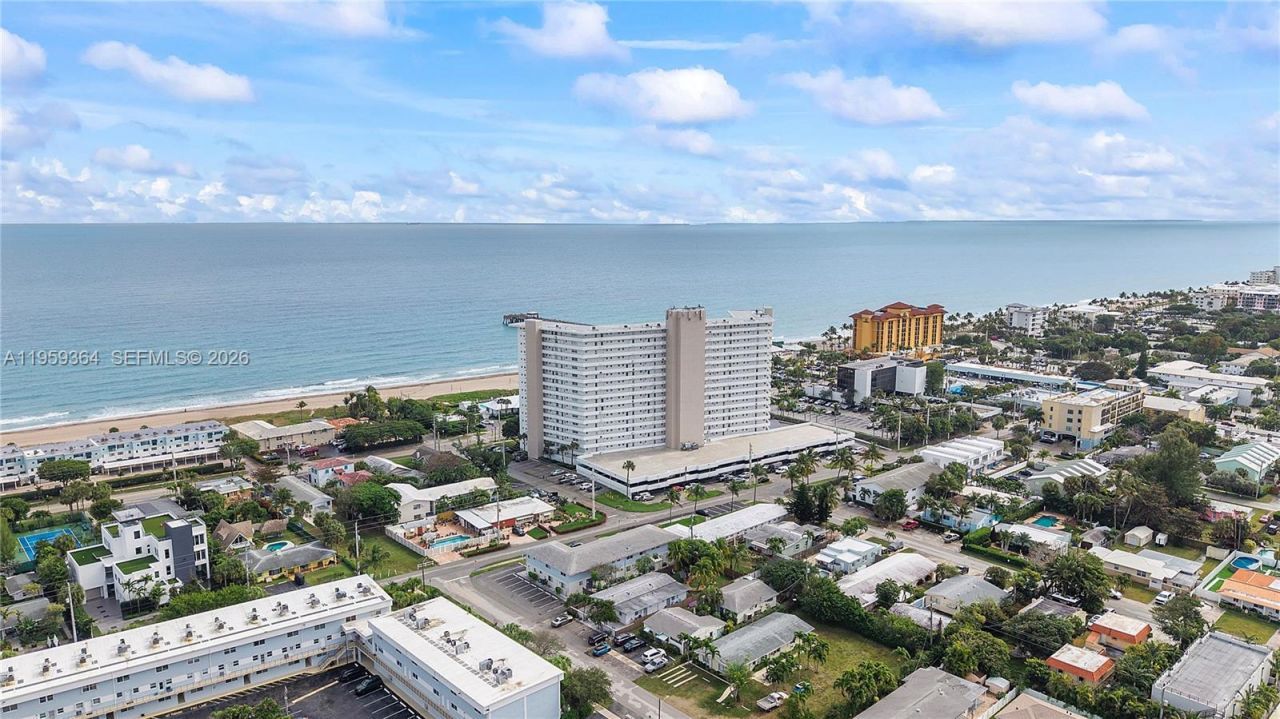 333 NE 21st Ave, Unit 608, Deerfield Beach, FL 33441 Photo