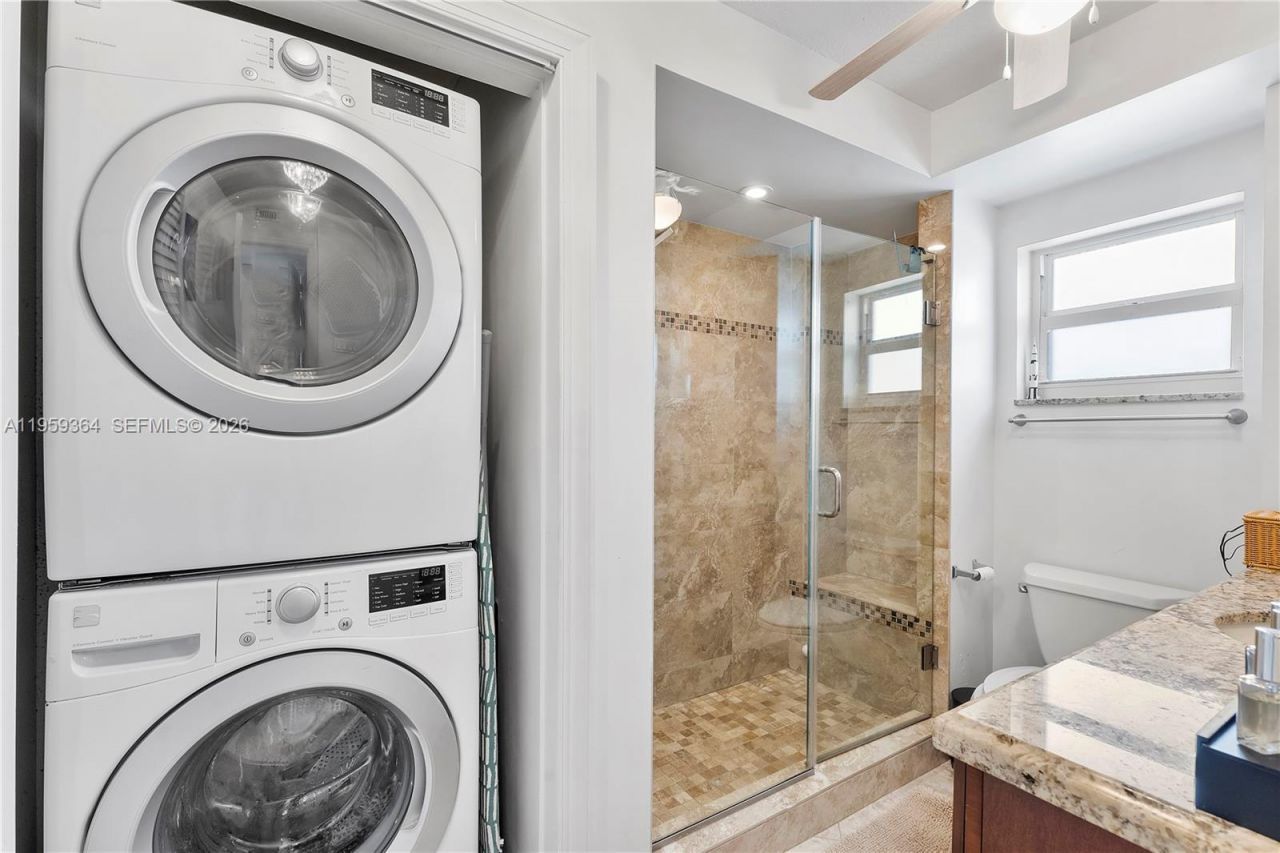 333 NE 21st Ave, Unit 608, Deerfield Beach, FL 33441 Photo