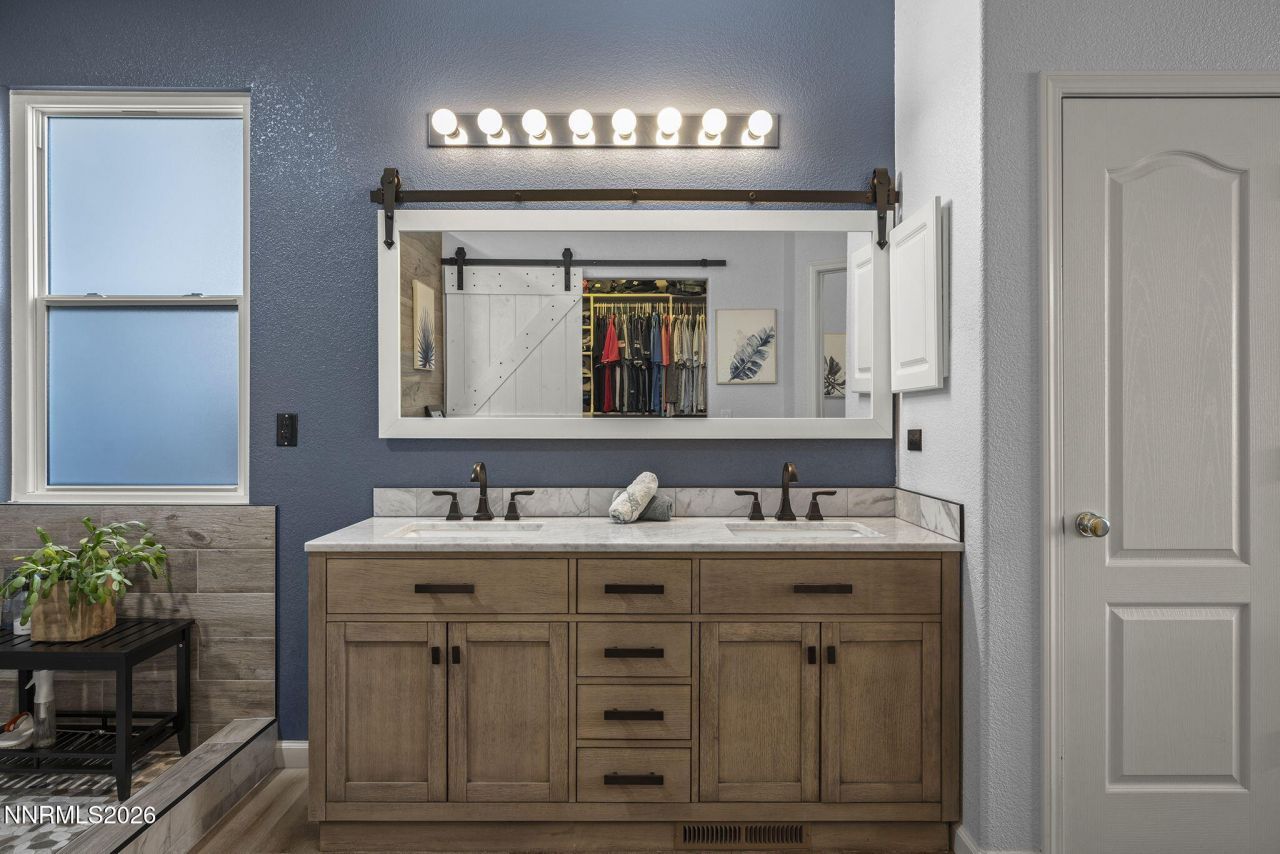 6120 E Hidden Valley Drive, Reno, NV 89502 Photo