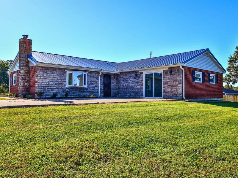 313 Stephens Drive, Falmouth, KY 41040 Photo 1