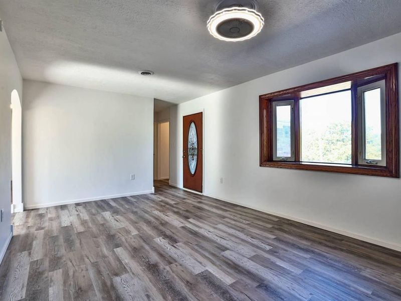 313 Stephens Drive, Falmouth, KY 41040 Photo 8