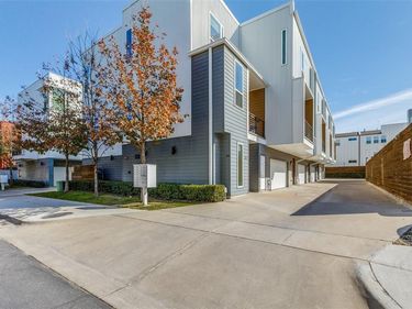 3812 San Jacinto Street, Unit 201, Dallas, TX 75204